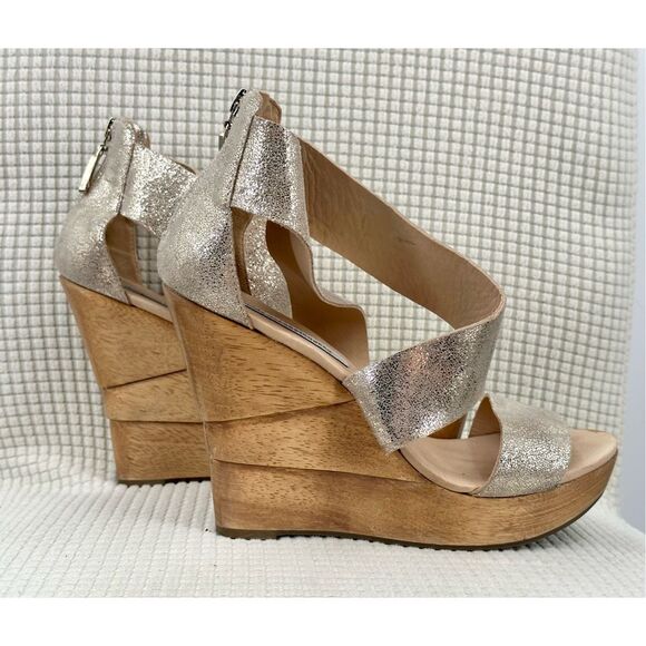 Diane Von Furstenberg size 9 wedge sandals heels light gold Opal - Picture 8 of 12